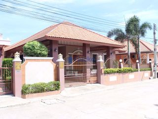 For Rent 4 Bedroom House In Bang Lamung, Chonburi