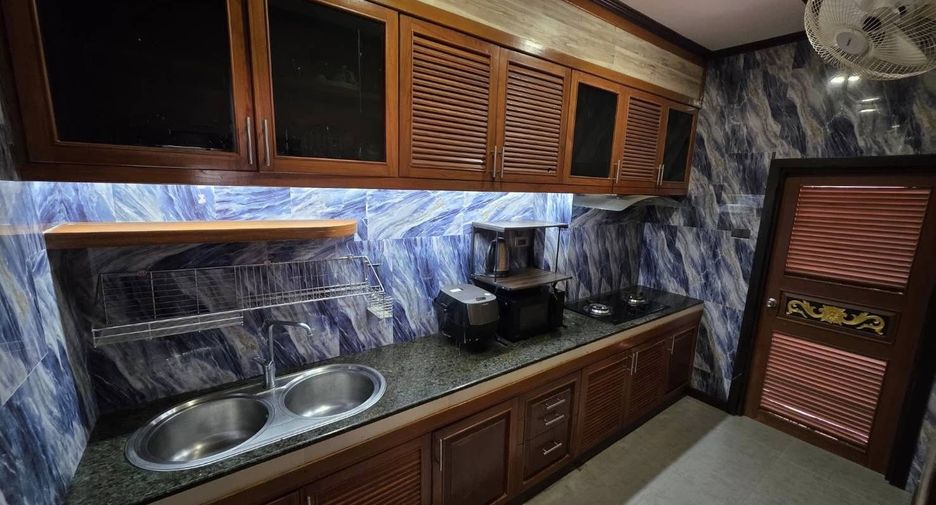 For rent 3 bedrooms house in Bang Lamung, Chonburi
