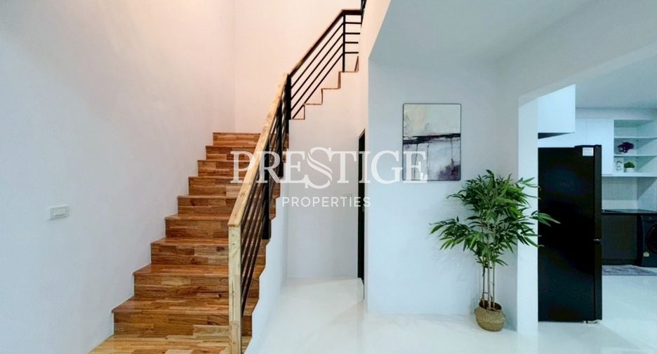 For sale 6 bedrooms house in Bang Lamung, Chonburi