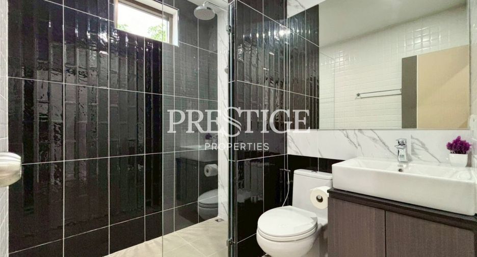 For sale 6 bedrooms house in Bang Lamung, Chonburi