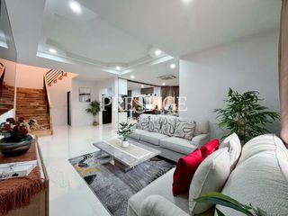 Haus zum Kauf mit 6 Zimmer in Bang Lamung, Chonburi
