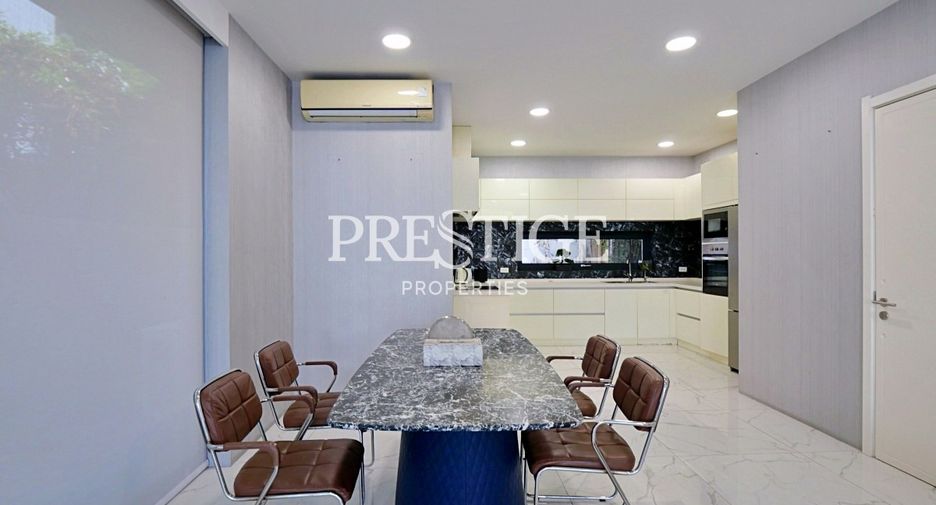 For sale 3 bedrooms house in Bang Lamung, Chonburi