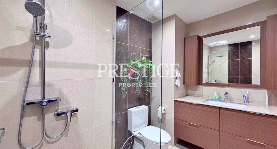 For sale studio condo in Pratumnak, Pattaya