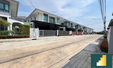 For sale 4 bedrooms house in Bang Lamung, Chonburi