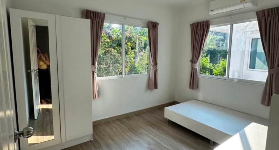 For rent 3 bedrooms house in Bang Lamung, Chonburi