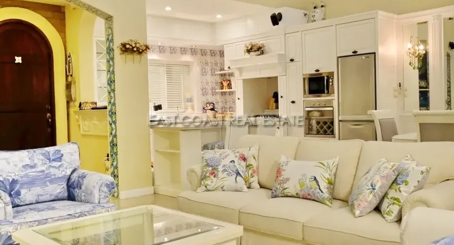 For rent and for sale 3 bedrooms house in Jomtien, Pattaya