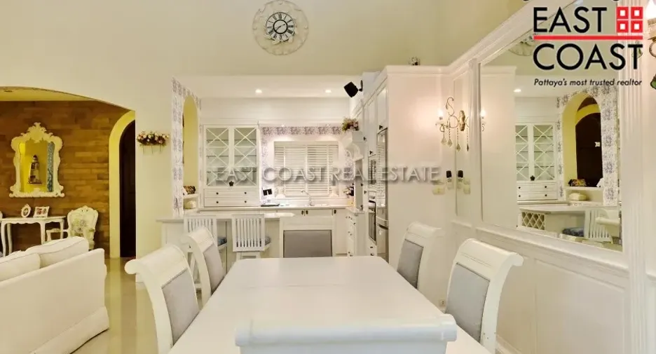 For rent and for sale 3 bedrooms house in Jomtien, Pattaya