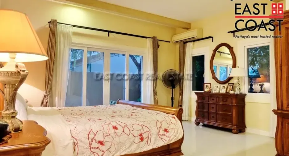 For rent and for sale 3 bedrooms house in Jomtien, Pattaya