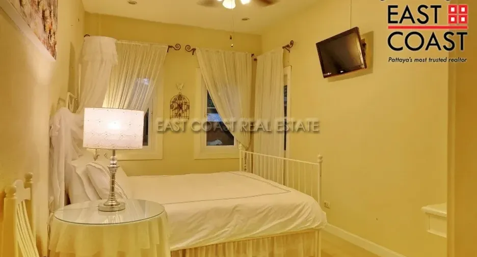 For rent and for sale 3 bedrooms house in Jomtien, Pattaya