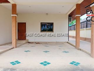 À vendre et à louer 3 chambres maison à Bang Lamung, Chonburi