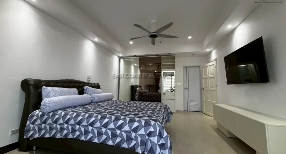 For rent and for sale 1 bed condo in Jomtien, Pattaya