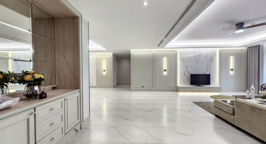 Wohnung zur Miete mit 4 Zimmer in Watthana, Bangkok