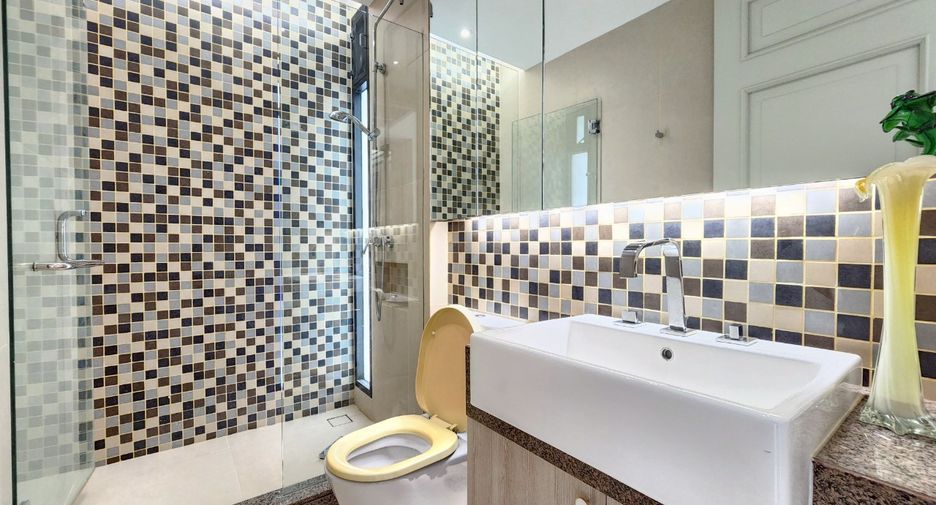Wohnung zur Miete mit 4 Zimmer in Watthana, Bangkok