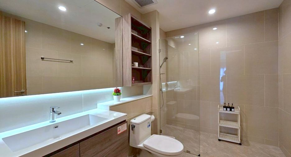 ให้เช่า 4 ห้องนอน คอนโด ใน สาทร, กรุงเทพฯ