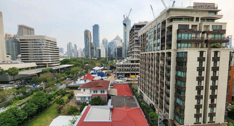 À louer 3 chambres condo à Pathum Wan, Bangkok