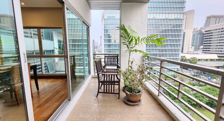 À louer 3 chambres condo à Pathum Wan, Bangkok