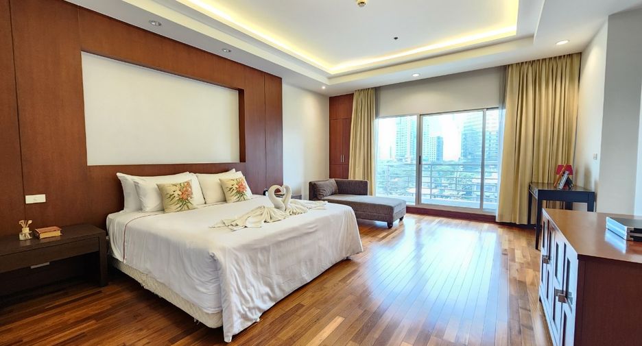 À louer 3 chambres condo à Pathum Wan, Bangkok