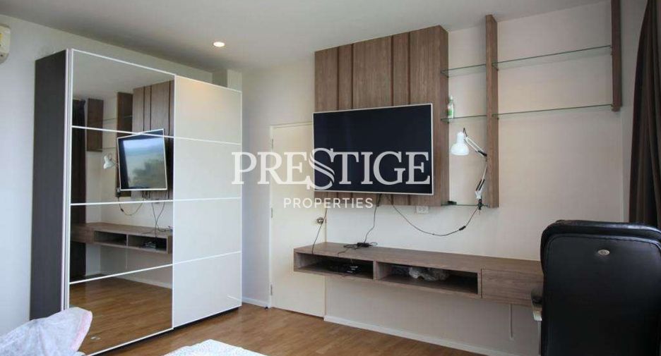 For rent 2 bedrooms condo in Pratumnak, Pattaya