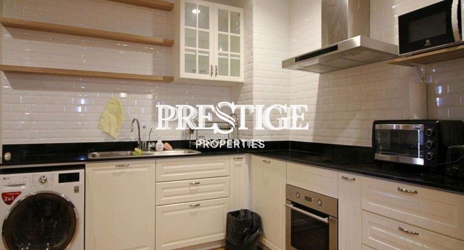 For rent 2 bedrooms condo in Pratumnak, Pattaya