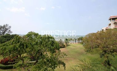 For rent 2 bedrooms condo in Pratumnak, Pattaya