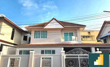 Haus zur Miete und zum Kauf mit 4 Zimmer in Bang Lamung, Chonburi