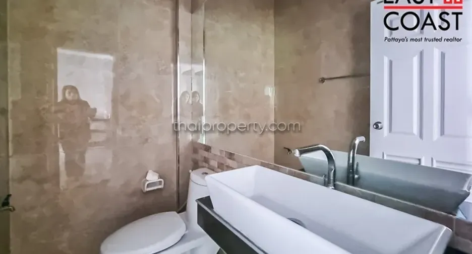 À louer et à vendre 2 chambres maison à Jomtien, Pattaya