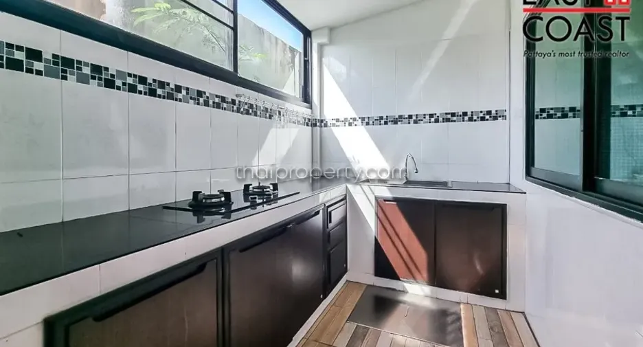 À louer et à vendre 2 chambres maison à Jomtien, Pattaya