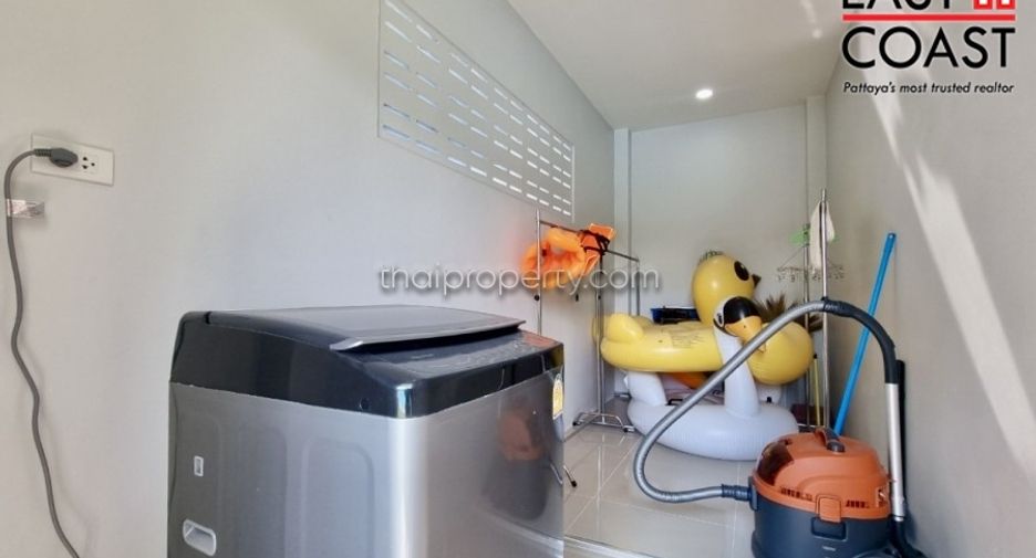 Haus zur Miete mit 5 Zimmer in Bang Lamung, Chonburi