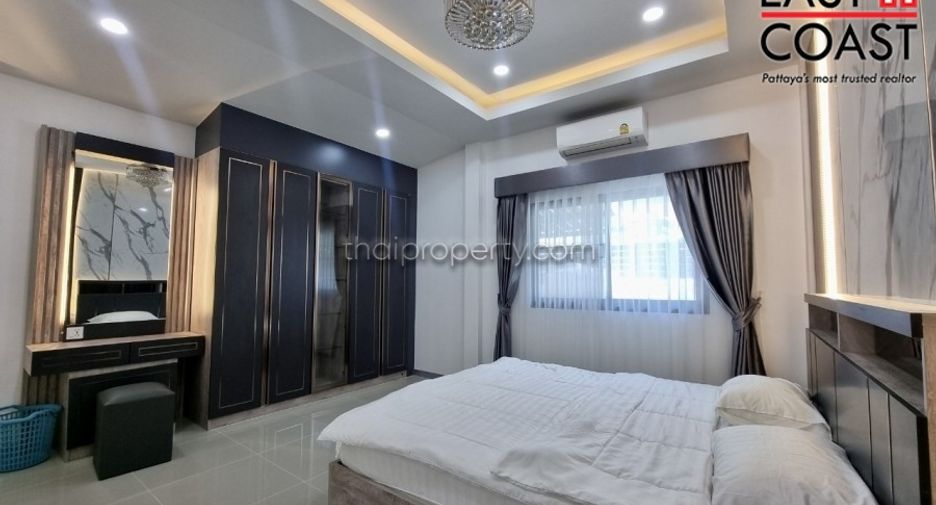 Haus zur Miete mit 5 Zimmer in Bang Lamung, Chonburi