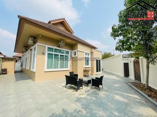 À vendre et à louer 3 chambres maison à Bang Lamung, Chonburi