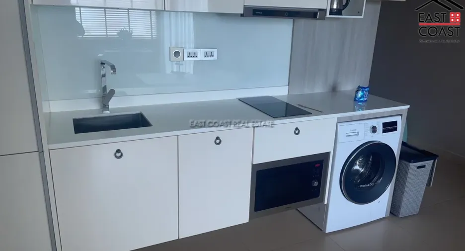 For rent and for sale 1 bed condo in Bang Lamung, Chonburi