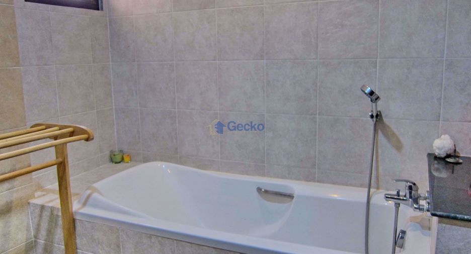 For sale 3 bedrooms house in Bang Lamung, Chonburi