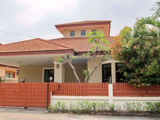 Casa en alquiler y en venta de 3 habitaciones en Bang Lamung, Chonburi