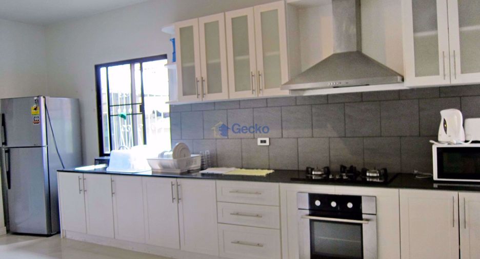 For sale 3 bedrooms house in Bang Lamung, Chonburi
