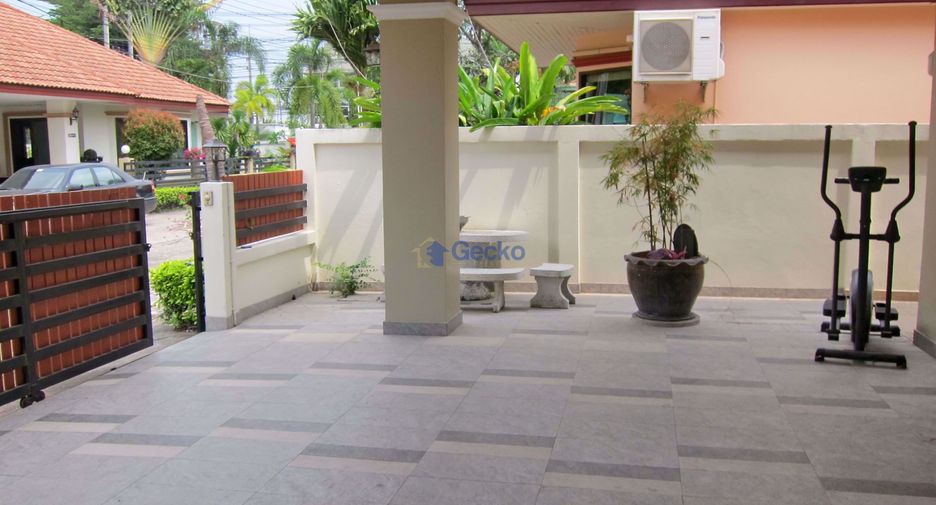 For sale 3 bedrooms house in Bang Lamung, Chonburi