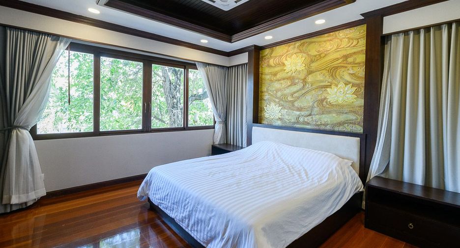 For rent 4 bedrooms house in Central Pattaya, Pattaya