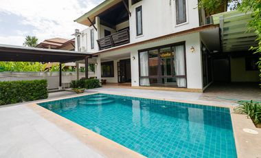 Casa en alquiler de 4 habitaciones en Central Pattaya, Pattaya