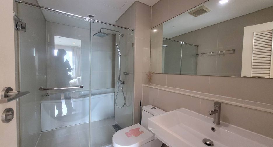 For rent 1 bed condo in Watthana, Bangkok