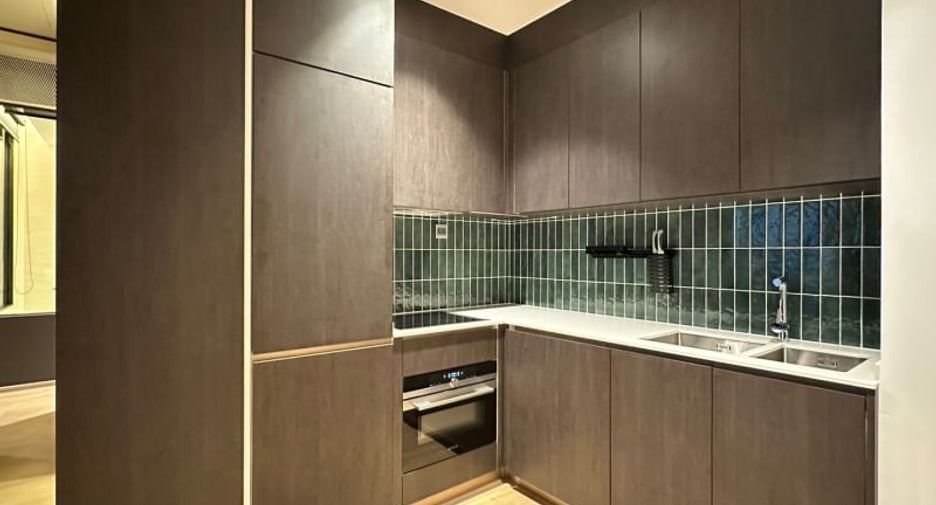 Condo en alquiler de 1 habitaciones en Khlong Toei, Bangkok