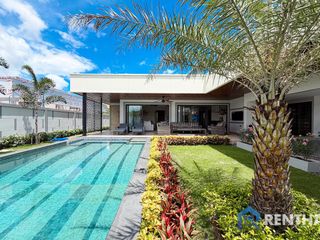 Casa en venta de 4 habitaciones en Bang Lamung, Chonburi