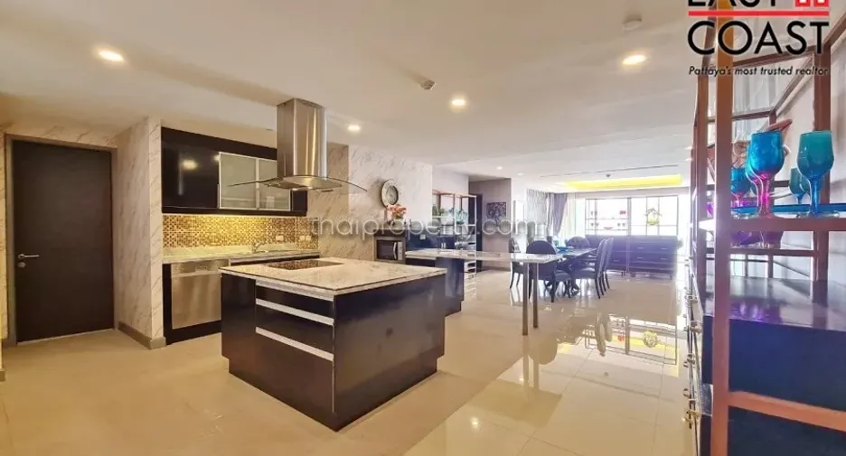 For rent and for sale 3 bedrooms condo in Jomtien, Pattaya