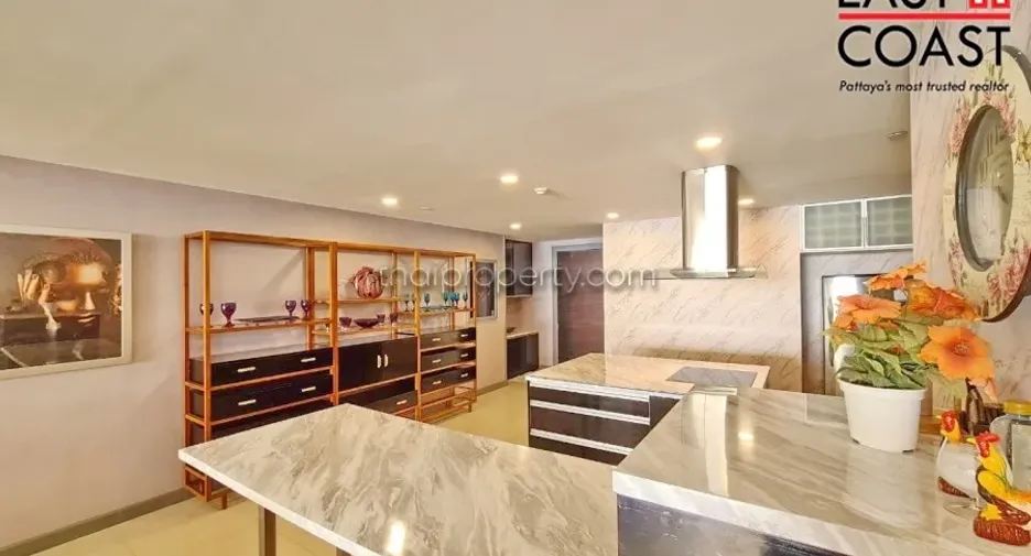 For rent and for sale 3 bedrooms condo in Jomtien, Pattaya