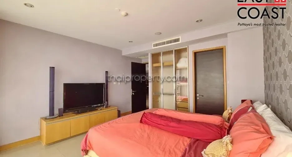 For rent and for sale 3 bedrooms condo in Jomtien, Pattaya
