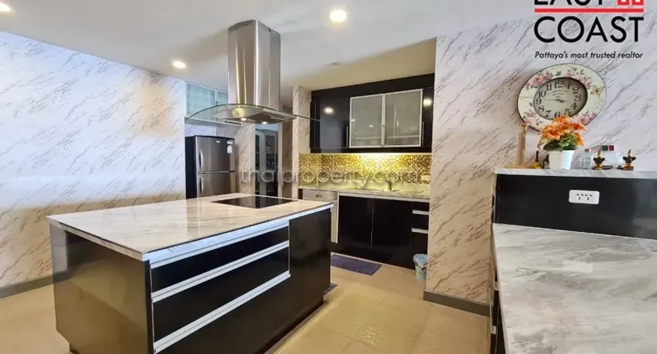 For rent and for sale 3 bedrooms condo in Jomtien, Pattaya