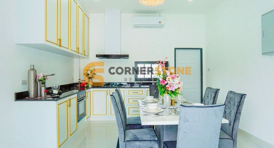For sale 4 bedrooms house in Bang Lamung, Chonburi