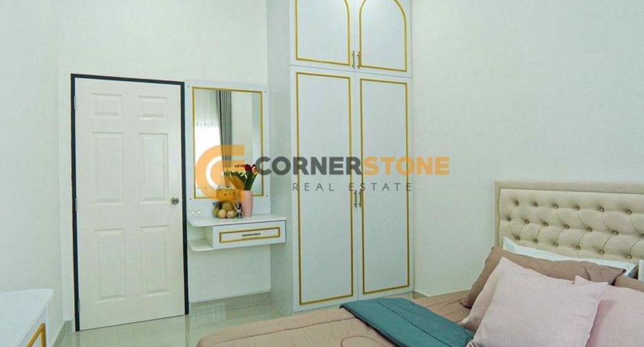 For sale 4 bedrooms house in Bang Lamung, Chonburi
