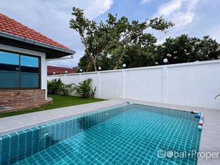 Haus zum Kauf mit 4 Zimmer in Bang Lamung, Chonburi
