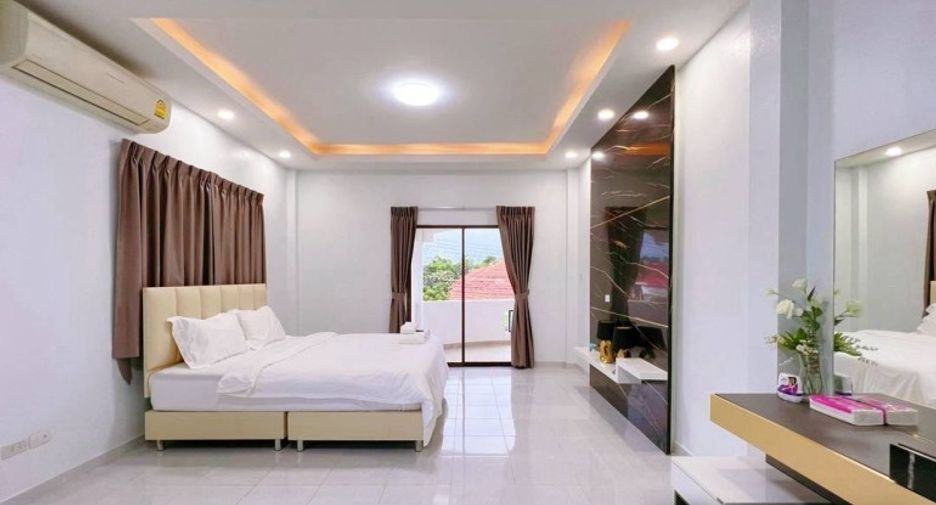 ขาย 4 ห้องนอน บ้านเดี่ยว ใน พัทยาตะวันออก, พัทยา