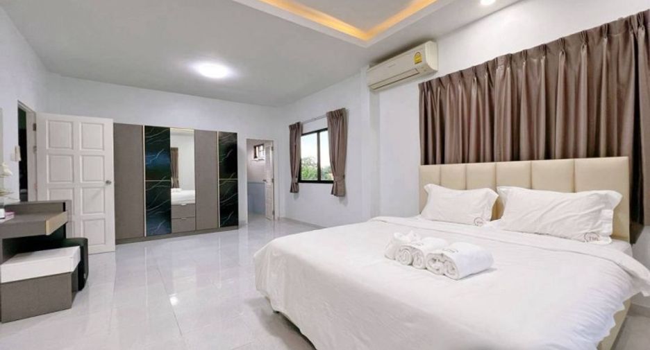 ขาย 4 ห้องนอน บ้านเดี่ยว ใน พัทยาตะวันออก, พัทยา