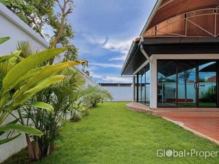 Haus zum Kauf mit 4 Zimmer in Bang Lamung, Chonburi